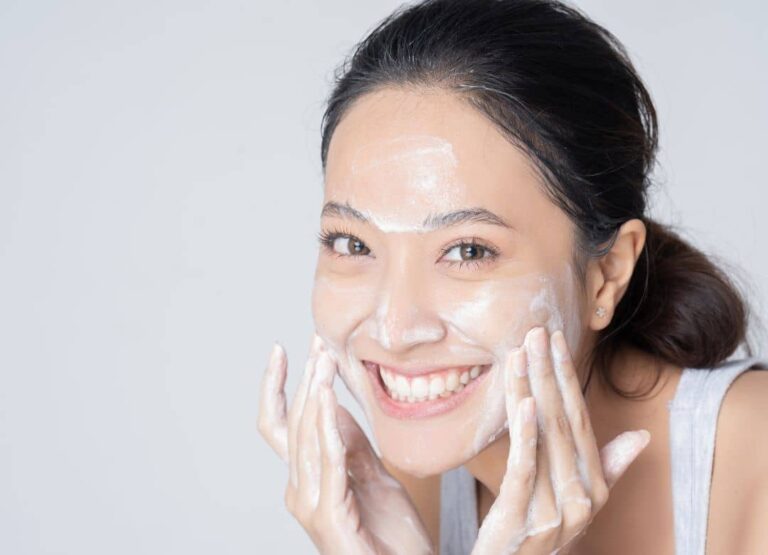 7 Thói Quen Chăm Sóc Da Đơn Giản